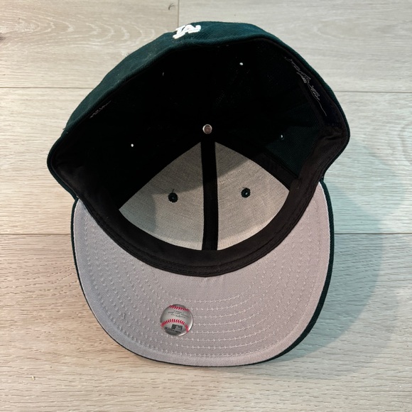 Kith New Era Fitted LA Dodgers Low Profile Hat Sz 7 1/8 Green Baseball Cap - Picture 4 of 4